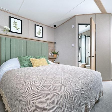 Emma'S Oasis 2-Bedroom Caravan At Durdle Door Sleeps 4 West Lulworth Exterior foto